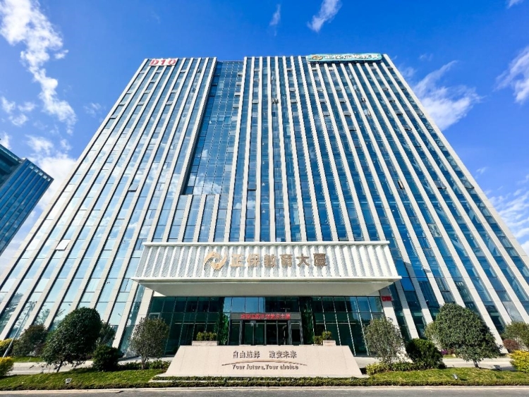草原精神，助力正保人不斷開創職業教育新局面